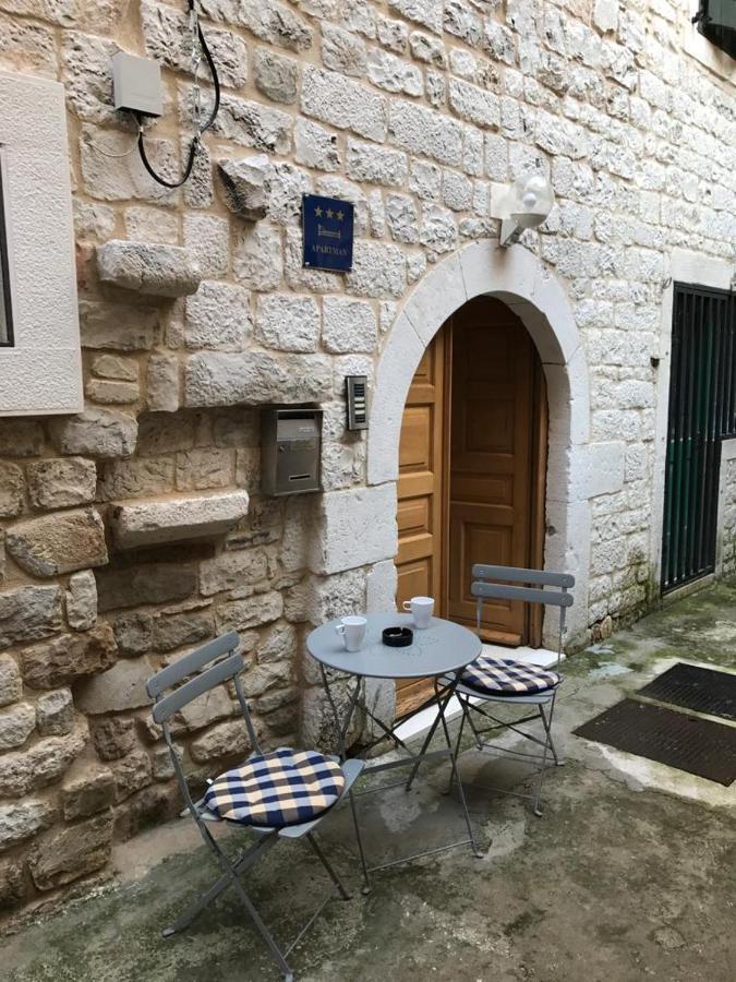 Old Town Apartments Trogir - Free Parking Exterior foto