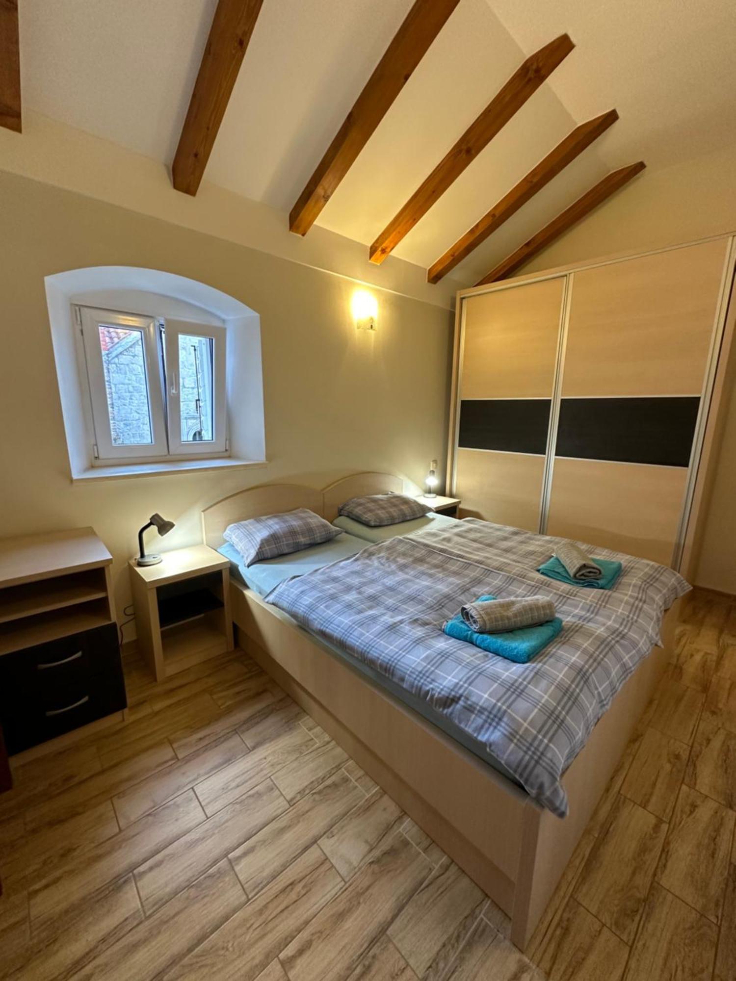 Old Town Apartments Trogir - Free Parking Exterior foto